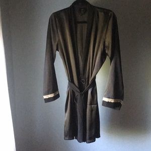 Silky black bathrobe with lace trim